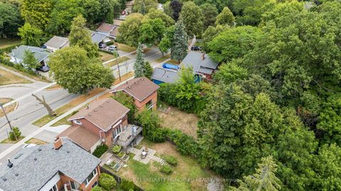 Photo 8 at 235 Birkdale Road, Bendale, Toronto