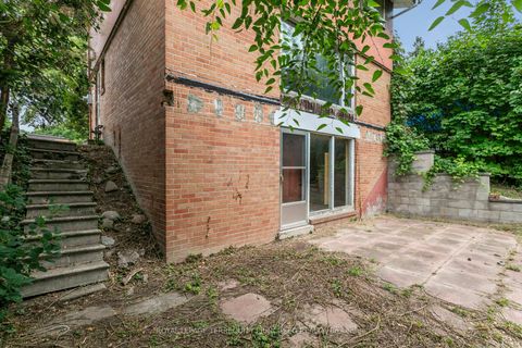 Photo 11 at 235 Birkdale Road, Bendale, Toronto