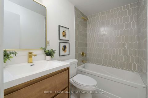 Photo 14 at 132 Wallace Avenue, Junction, Toronto