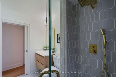 Photo 24 at 132 Wallace Avenue, Junction, Toronto