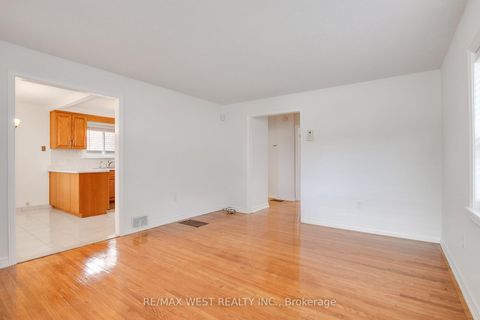 Photo 8 at 50 Larchmere Avenue, Humber Summit, Toronto