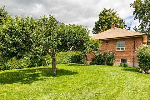 Photo 36 at 50 Larchmere Avenue, Humber Summit, Toronto