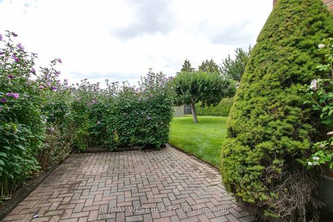 Photo 39 at 50 Larchmere Avenue, Humber Summit, Toronto Photo 39 at 50 Larchmere Avenue, Humber Summit, Toronto