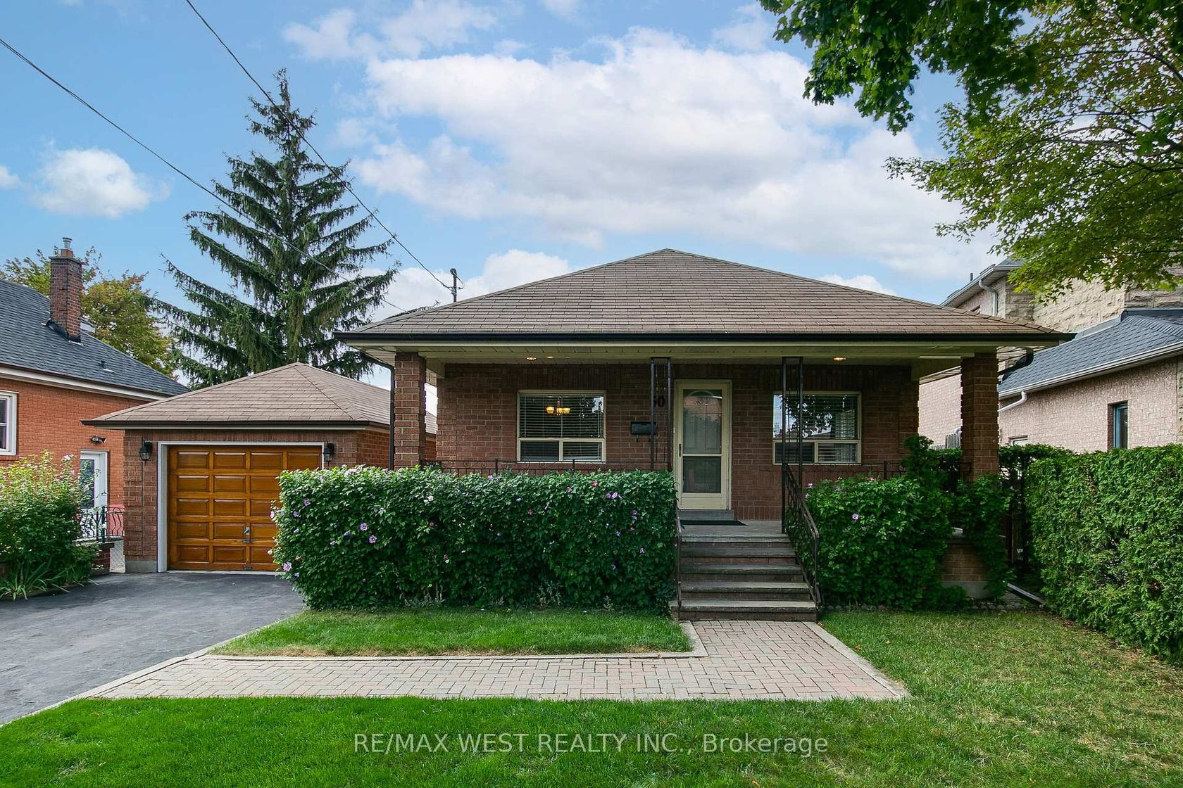 50 Larchmere Avenue, Humber Summit, Toronto 