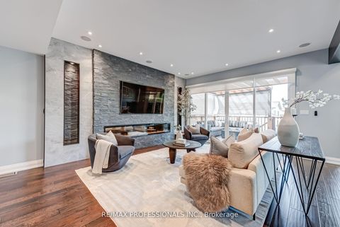 Photo 4 at 372 Silverthorn Avenue, Eglinton West, Toronto