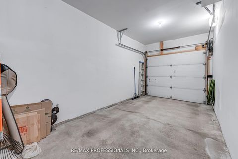 Photo 20 at 372 Silverthorn Avenue, Eglinton West, Toronto