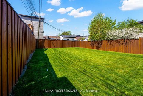 Photo 46 at 372 Silverthorn Avenue, Eglinton West, Toronto