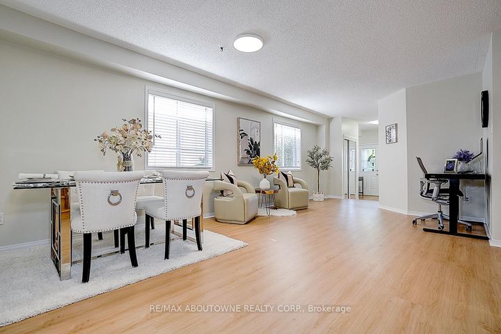 Photo 10 at 5575 Margarita Crescent, Churchill Meadows, Mississauga