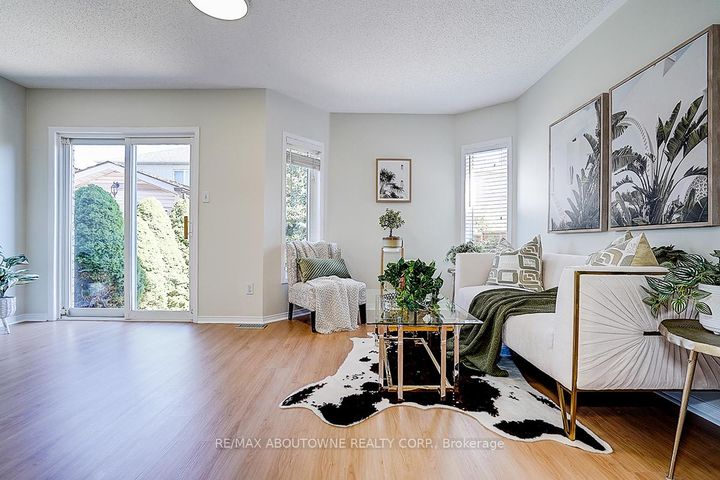 Photo 18 at 5575 Margarita Crescent, Churchill Meadows, Mississauga