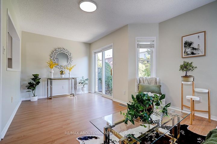 Photo 20 at 5575 Margarita Crescent, Churchill Meadows, Mississauga