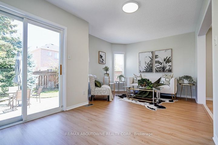 Photo 22 at 5575 Margarita Crescent, Churchill Meadows, Mississauga