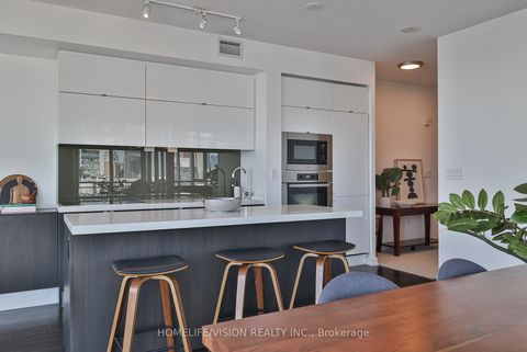 Photo 6 at 4806 - 21 Iceboat Terrace, Waterfront Communities C1, Toronto