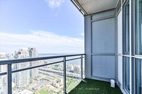 Photo 19 at 4806 - 21 Iceboat Terrace, Waterfront Communities C1, Toronto
