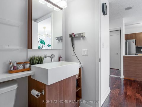 Photo 25 at 1706 - 11 Brunel Court, Waterfront Communities C1, Toronto