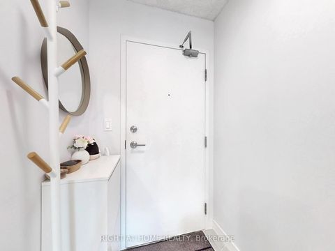 Photo 30 at 1706 - 11 Brunel Court, Waterfront Communities C1, Toronto