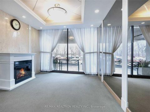 Photo 11 at 1607 - 715 Don Mills Road, Flemingdon Park, Toronto