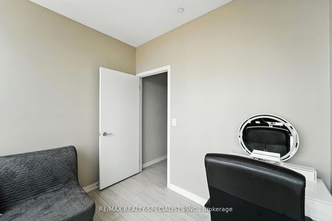 Photo 15 at 401 - 51 East Liberty Street, Niagara, Toronto