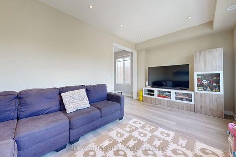 Photo 5 at 39 Torah Gate, Patterson, Vaughan