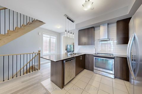 Photo 10 at 39 Torah Gate, Patterson, Vaughan