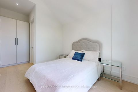 Photo 17 at 359 Cranbrooke Avenue, Nortown, Toronto