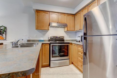 Photo 7 at 167 - 760 Lawrence Avenue W, Glen Park, Toronto