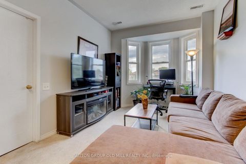 Photo 12 at 167 - 760 Lawrence Avenue W, Glen Park, Toronto