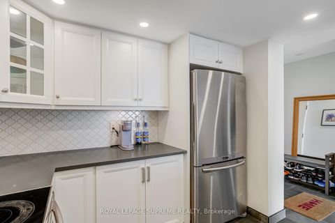 Photo 6 at PH83 - 1 GREYSTONE WALK Drive, Kennedy Park, Toronto