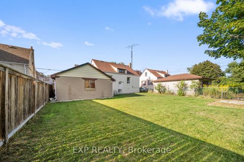 Photo 23 at 55 Winston Park Boulevard, CFB, Toronto