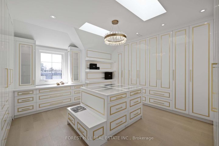 Photo 25 at 81 Upper Canada Drive, Windfields, Toronto