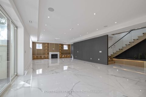 Photo 11 at 81 Upper Canada Drive, Windfields, Toronto