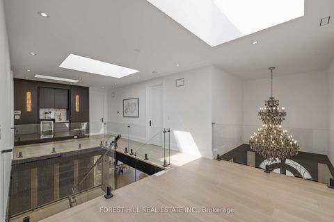 Photo 22 at 81 Upper Canada Drive, Windfields, Toronto