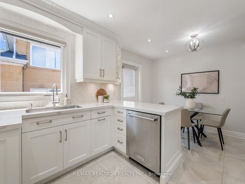 Photo 20 at 10 Terrydale Drive, Bathurst Manor, Toronto