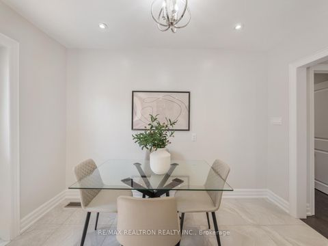 Photo 21 at 10 Terrydale Drive, Bathurst Manor, Toronto