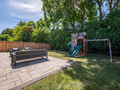 Photo 47 at 10 Terrydale Drive, Bathurst Manor, Toronto