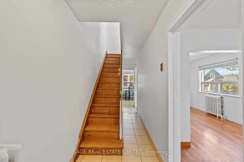 Photo 5 at 49 Bowie Avenue, Belgravia, Toronto