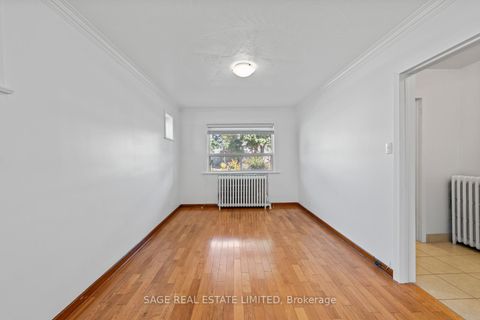 Photo 7 at 49 Bowie Avenue, Belgravia, Toronto