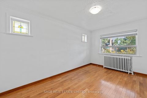 Photo 8 at 49 Bowie Avenue, Belgravia, Toronto