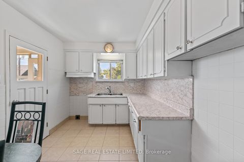 Photo 14 at 49 Bowie Avenue, Belgravia, Toronto