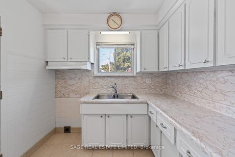 Photo 17 at 49 Bowie Avenue, Belgravia, Toronto