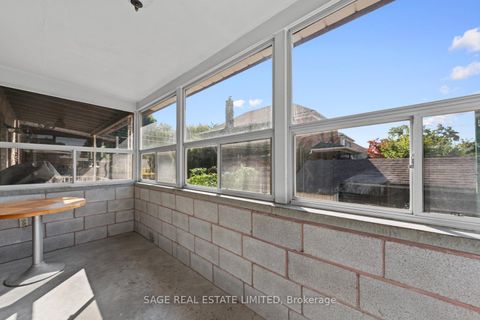 Photo 20 at 49 Bowie Avenue, Belgravia, Toronto
