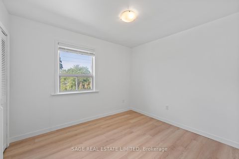 Photo 25 at 49 Bowie Avenue, Belgravia, Toronto