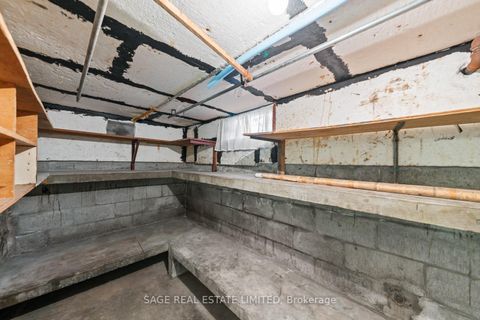 Photo 31 at 49 Bowie Avenue, Belgravia, Toronto