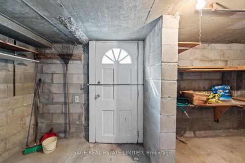 Photo 36 at 49 Bowie Avenue, Belgravia, Toronto