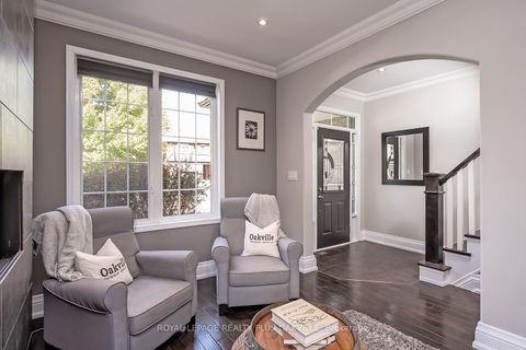 Photo 7 at 3174 Scotscraig Crescent, BC Bronte Creek, Oakville