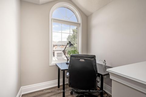 Photo 29 at 3174 Scotscraig Crescent, BC Bronte Creek, Oakville