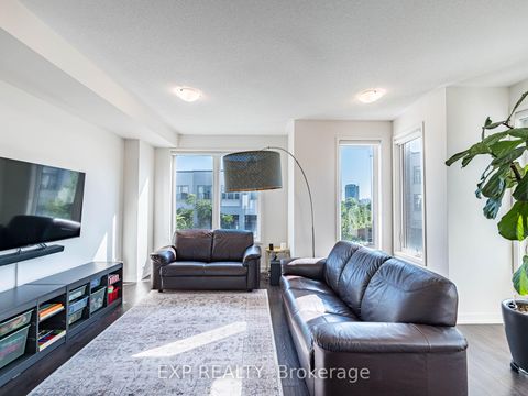 Photo 16 at 3128 Mintwood Circle, GO Glenorchy, Oakville