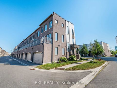 Photo 41 at 3128 Mintwood Circle, GO Glenorchy, Oakville