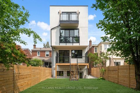Photo 49 at 276 Wychwood Avenue, Cedarvale, Toronto