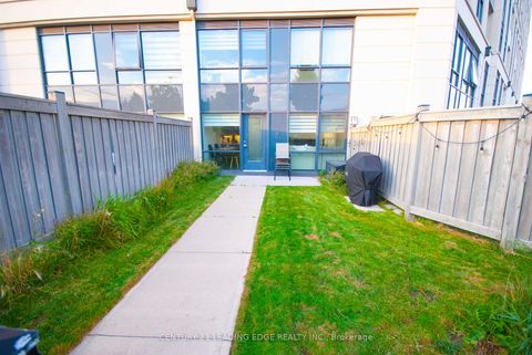 Photo 20 at 108 - 24 Woodstream Boulevard, Vaughan Grove, Vaughan