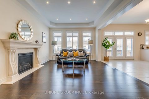 Photo 10 at 3045 Parsonage Crescent, GO Glenorchy, Oakville